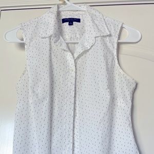 Banana Republic Riley Sleeveless Button Down